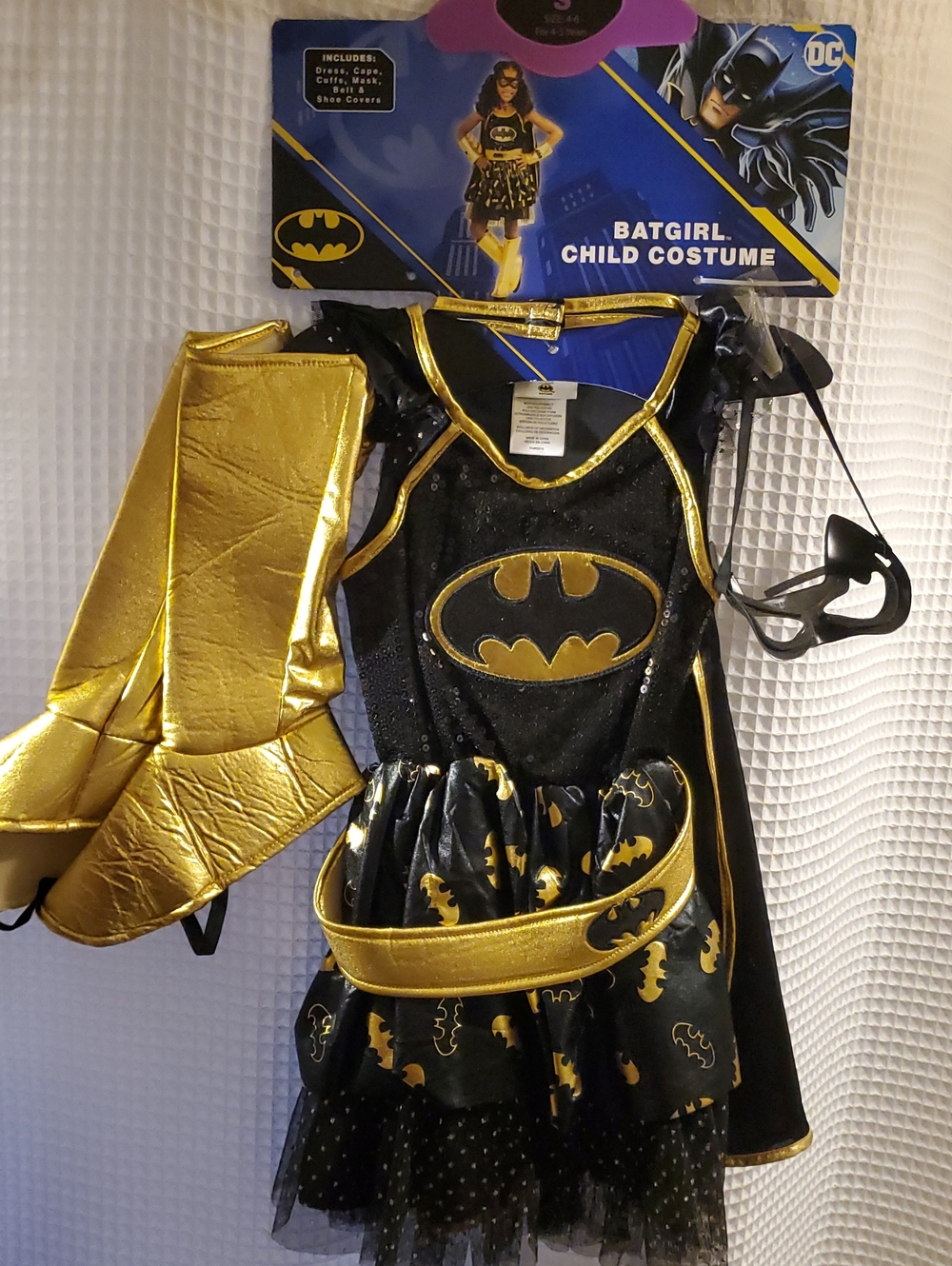 Batgirl Child Costume Girls Small 4-6 Black Gold Dress Cape Mask Belt DC